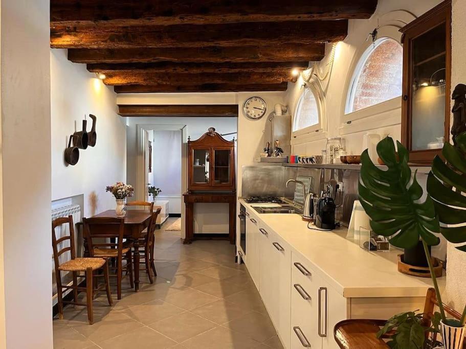 Accogliente Mini Appartamento Super Centrale Venice Exterior photo